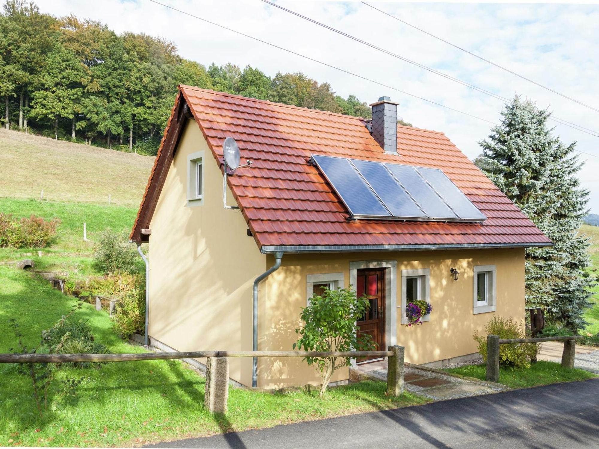 Charming Holiday Home In Hohnstein Ot Lohsdorf Екстериор снимка