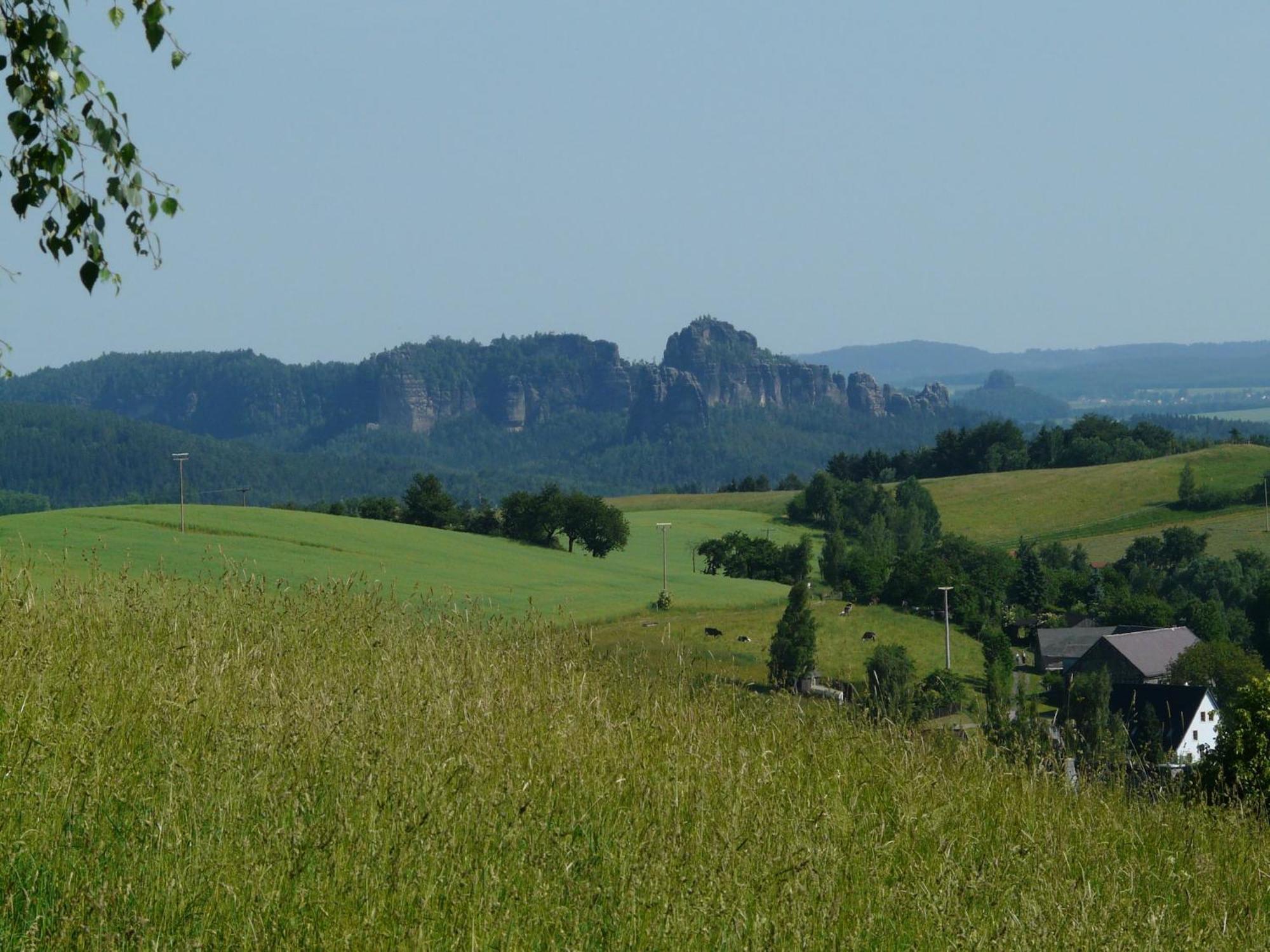 Charming Holiday Home In Hohnstein Ot Lohsdorf Екстериор снимка